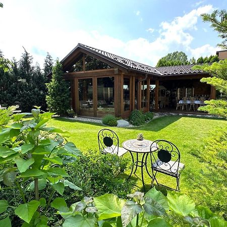 Wellness Penzion Vila Mery Poprad Extérieur photo