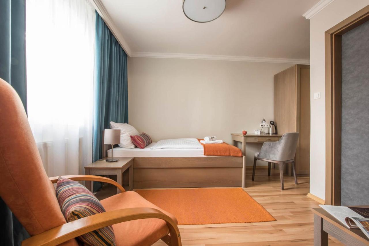 Wellness Penzion Vila Mery Poprad Extérieur photo